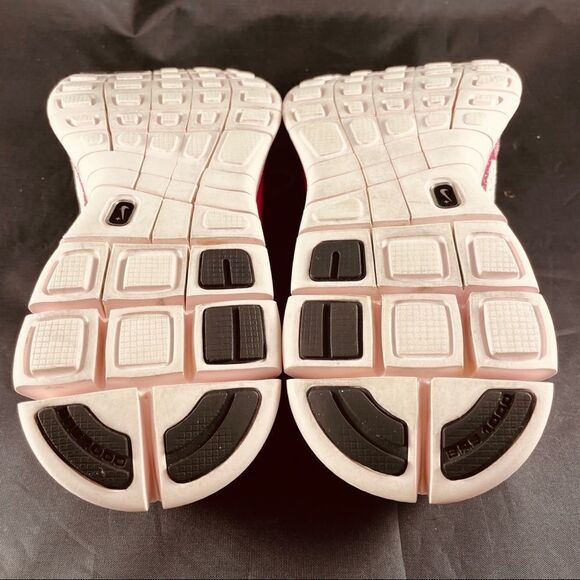 Near mint Nike Flyknit Free 5.0 raspberry wolf grey slip one sock racer wmns 9.5 - Picture 7 of 16